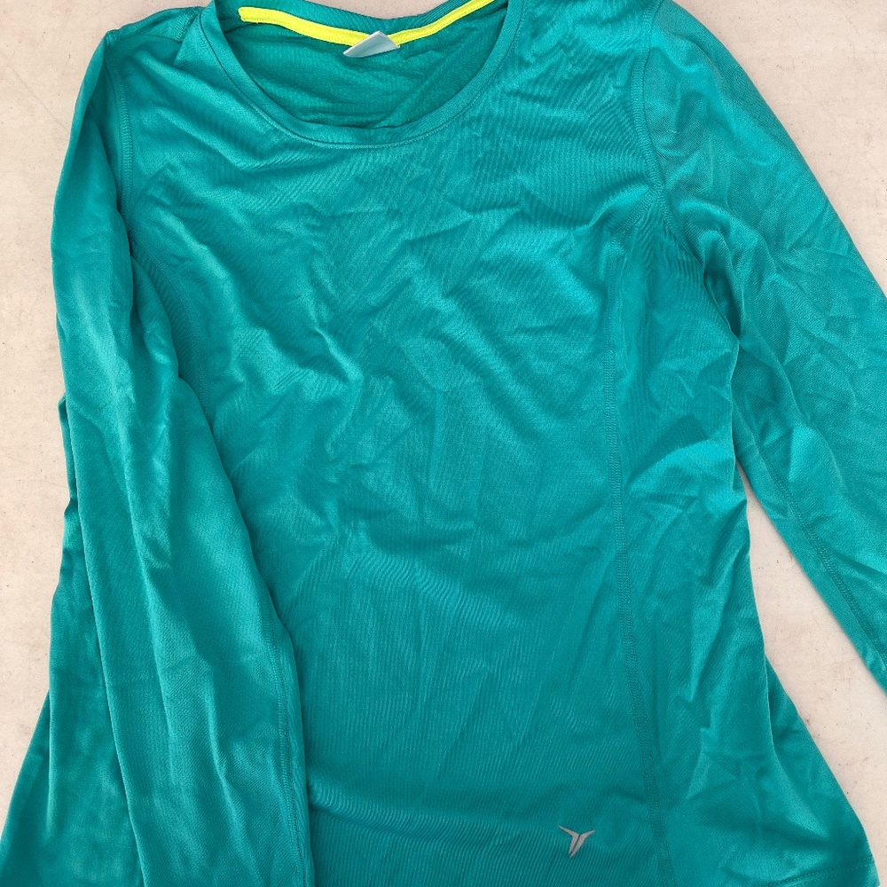 Old Navy Active Shirt